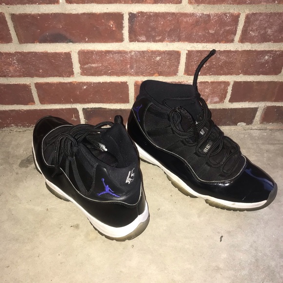 Jordan 11 space jams 2016 released - Picture 3 of 4